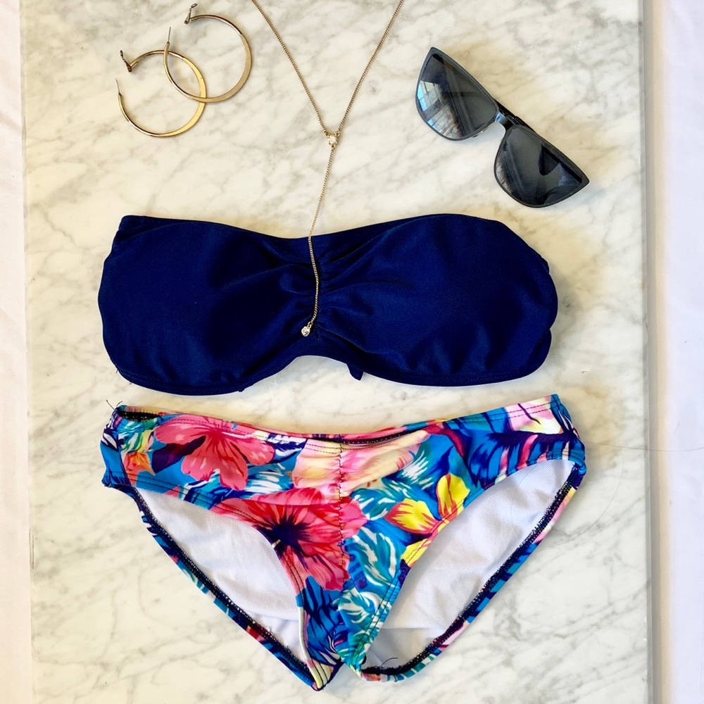 Bandeau / Strapless Blue Hawaii Bikini